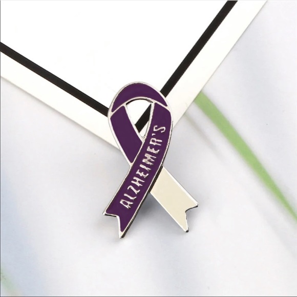 Alzheimer’s Enamel Lapel Pin Dementia Awareness Advocacy Keepsake Badge Gift - Picture 2 of 8